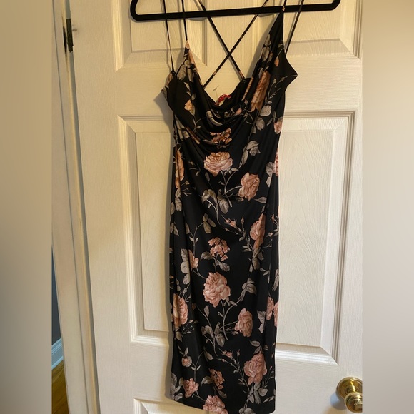 Lined Guess Floral Dress - Picture 1 of 3